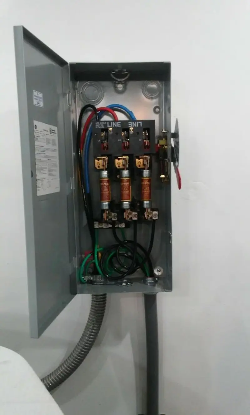 Three-phase disconnect switch installed for Electrical Wiring & Rewiring in West Norriton